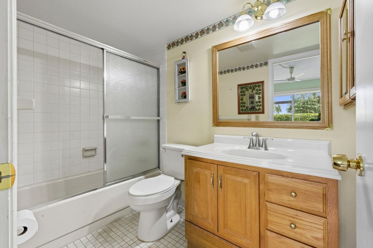 3075 Gardens East Drive, Unit 14, Palm Beach Gardens, FL 33410 Photo