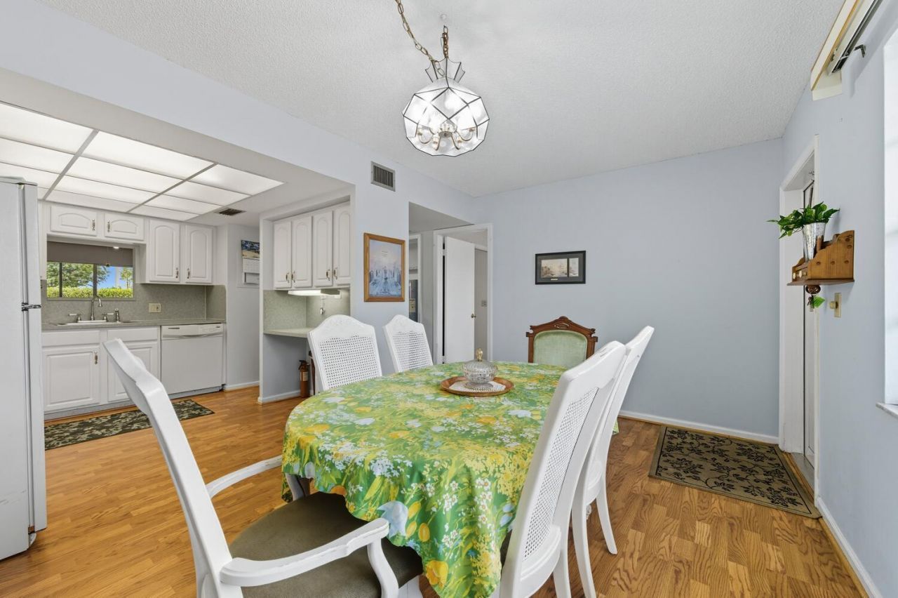 3075 Gardens East Drive, Unit 14, Palm Beach Gardens, FL 33410 Photo