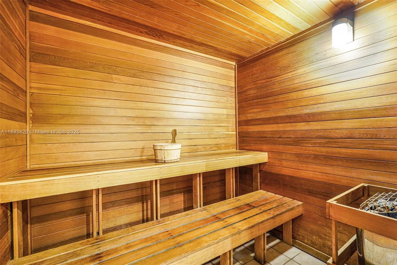 3232 SW 22nd Ter, Unit 1703, Miami, FL 33145 Photo