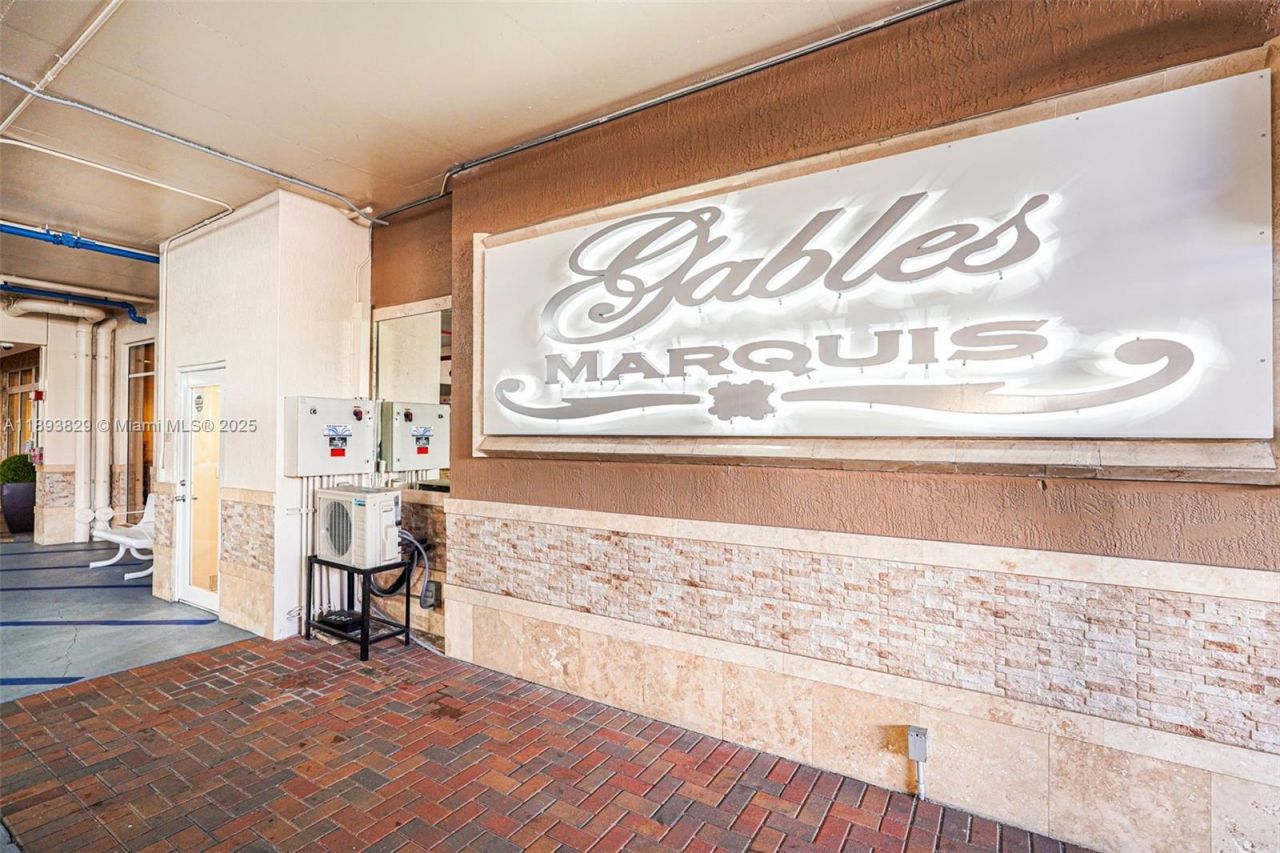 3232 SW 22nd Ter, Unit 1703, Miami, FL 33145 Photo