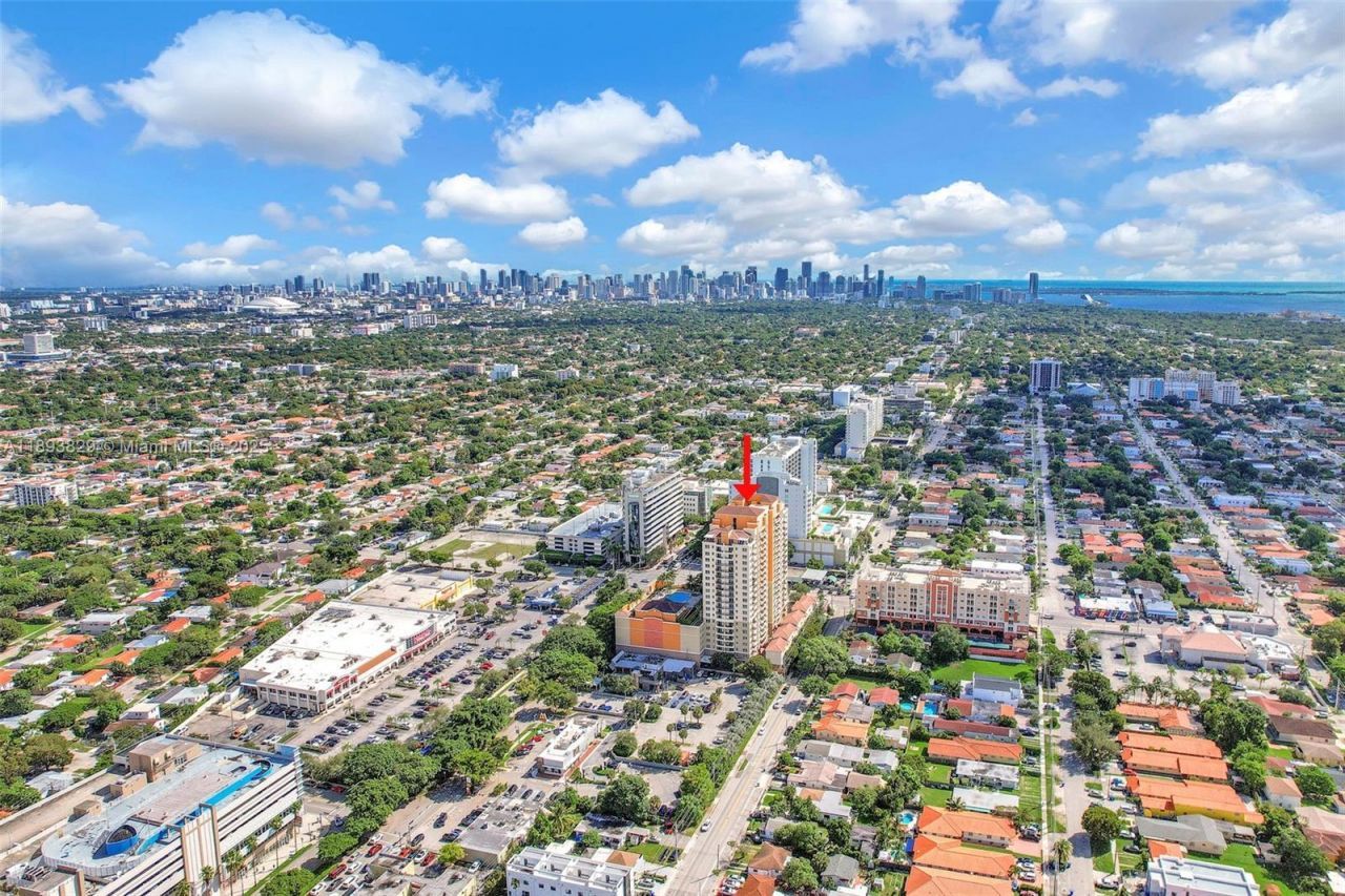 3232 SW 22nd Ter, Unit 1703, Miami, FL 33145 Photo