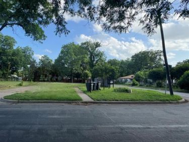 3300 Jerome Street, Dallas, TX 75223