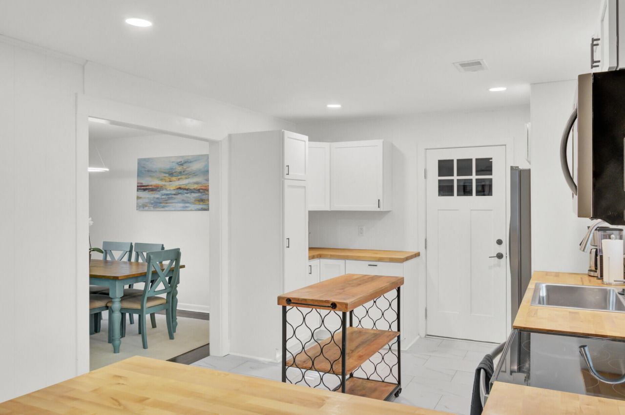 1866 Ashley Hall Road Photo 15