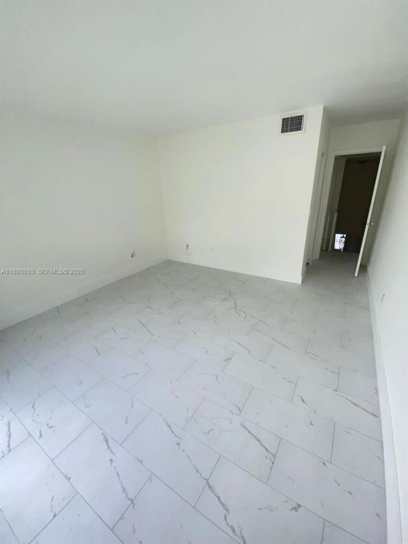 15389 S Dixie Hwy 45 Hwy, Unit 45, Palmetto Bay, FL 33157 Photo