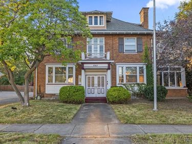 640 Park Place, Niagara Falls, NY 14301