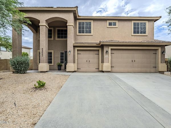 44022 N 43RD Drive, Anthem, AZ 85087