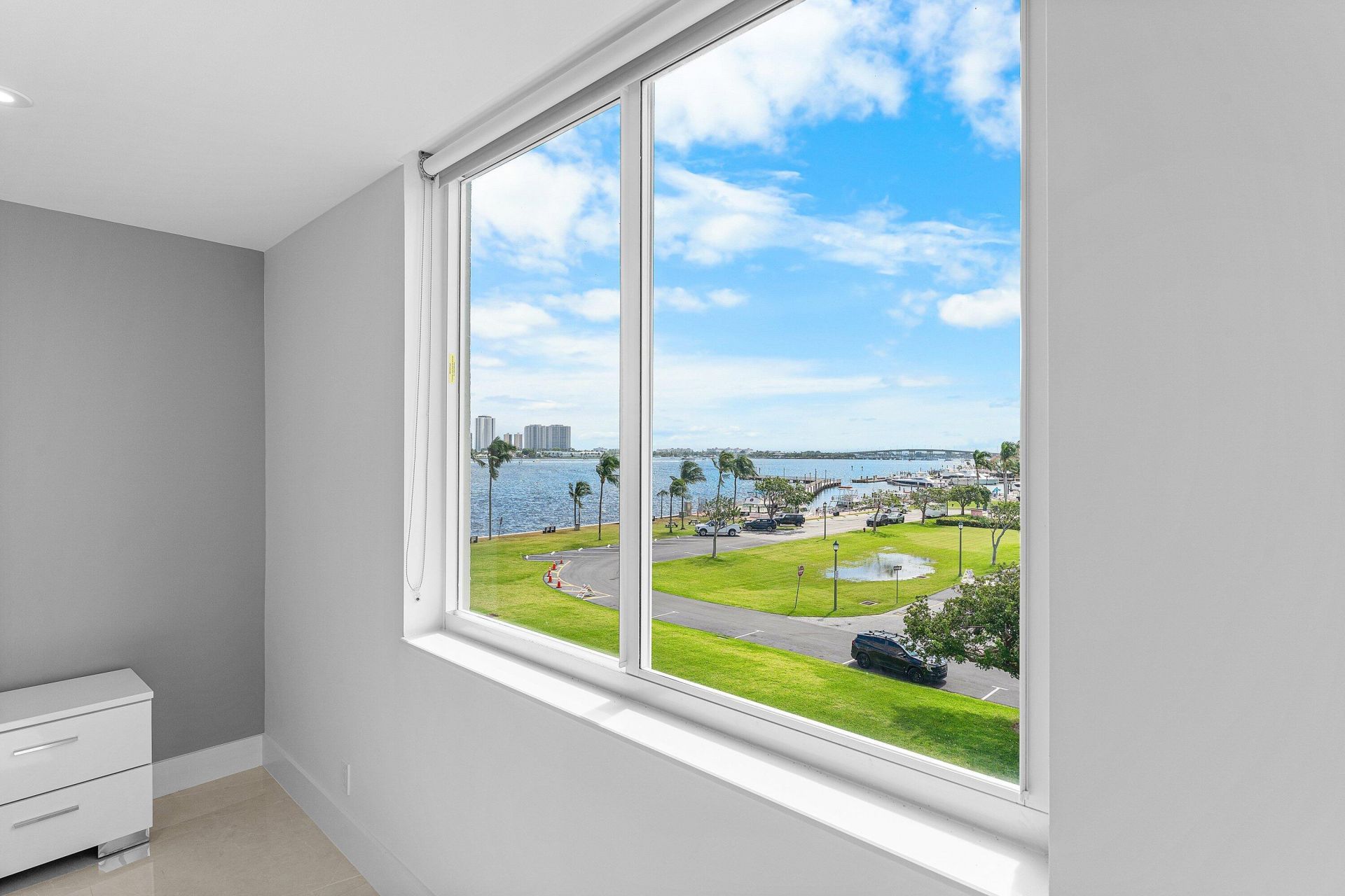 301 Lake Shore Drive, Unit 411, Lake Park, FL 33403 Photo