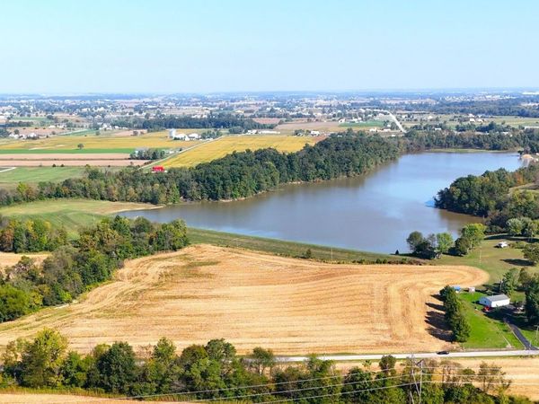 100 North Road, Montgomery, IN 47558