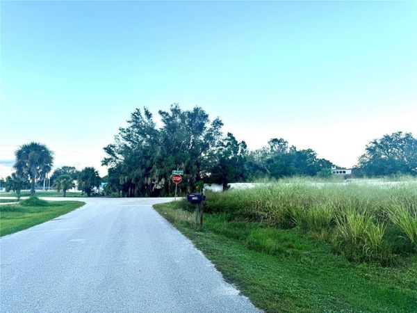 5384 N WILSON DRIVE, PUNTA GORDA, FL 33982