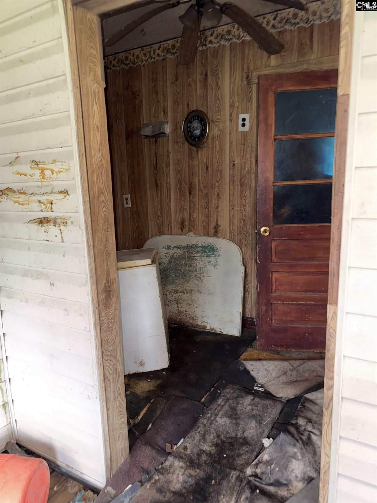 323 Railroad Avenue  Photo 27