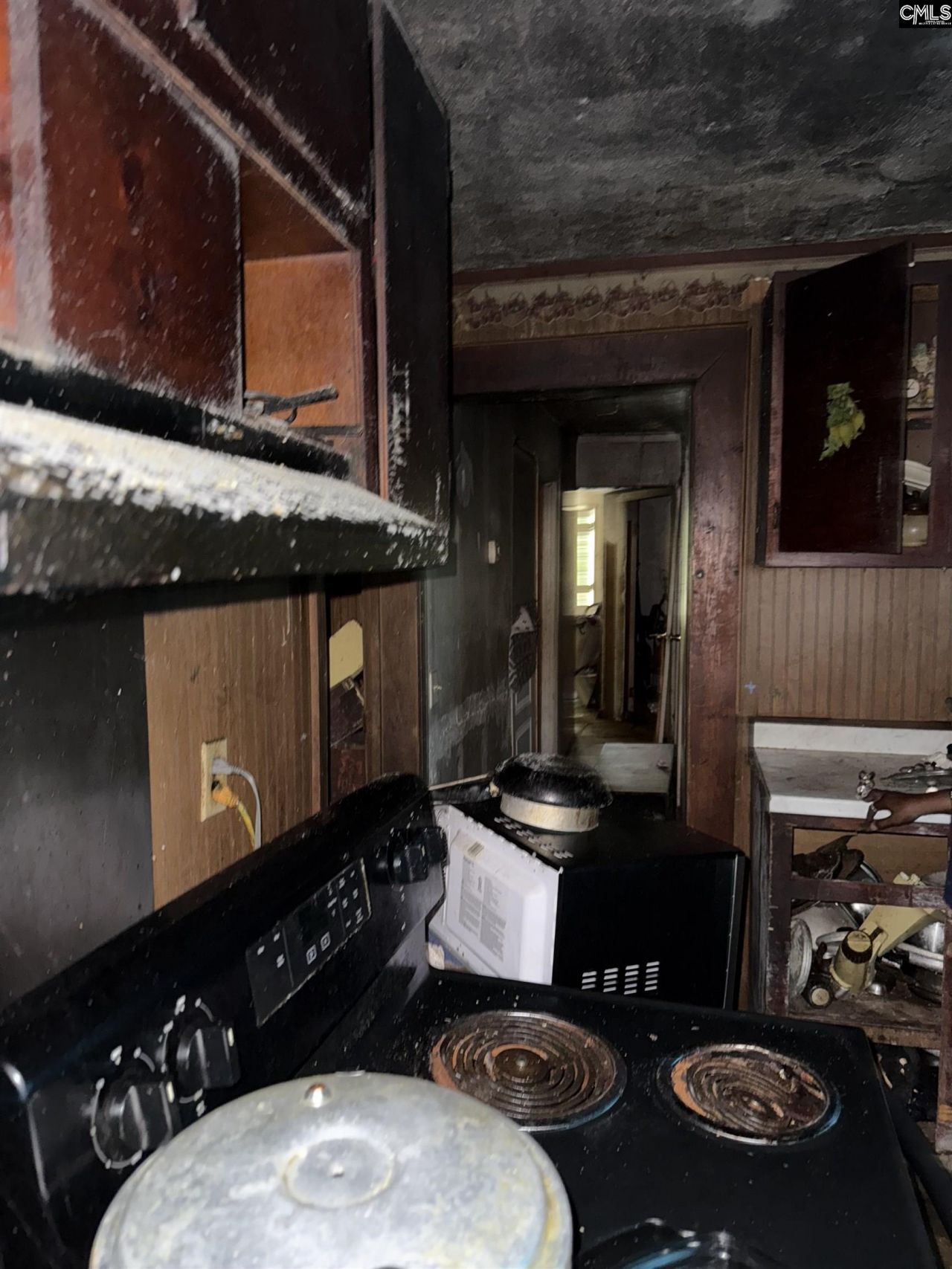 323 Railroad Avenue  Photo 28