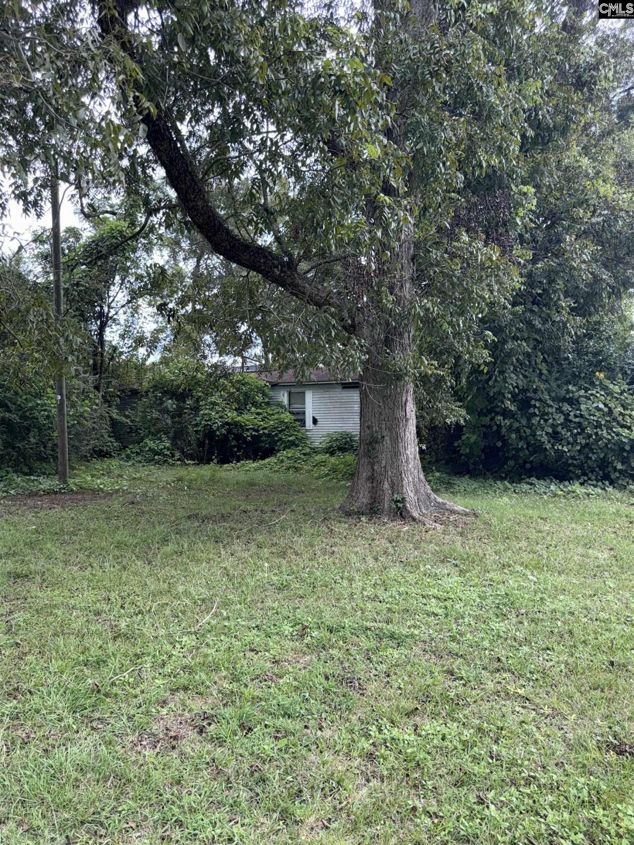 323 Railroad Avenue  Photo 33