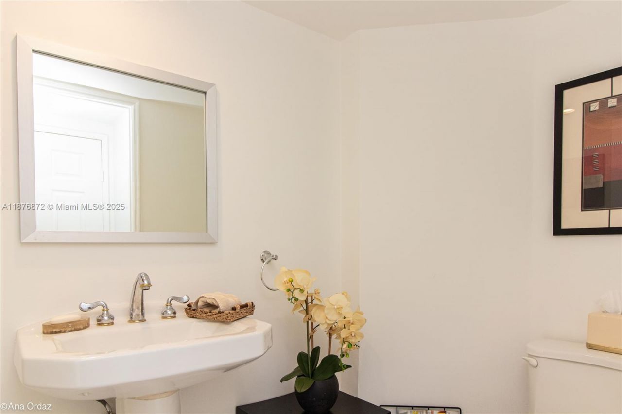 3370 NE 190 St, Unit PH 2909, Aventura, FL 33180 Photo