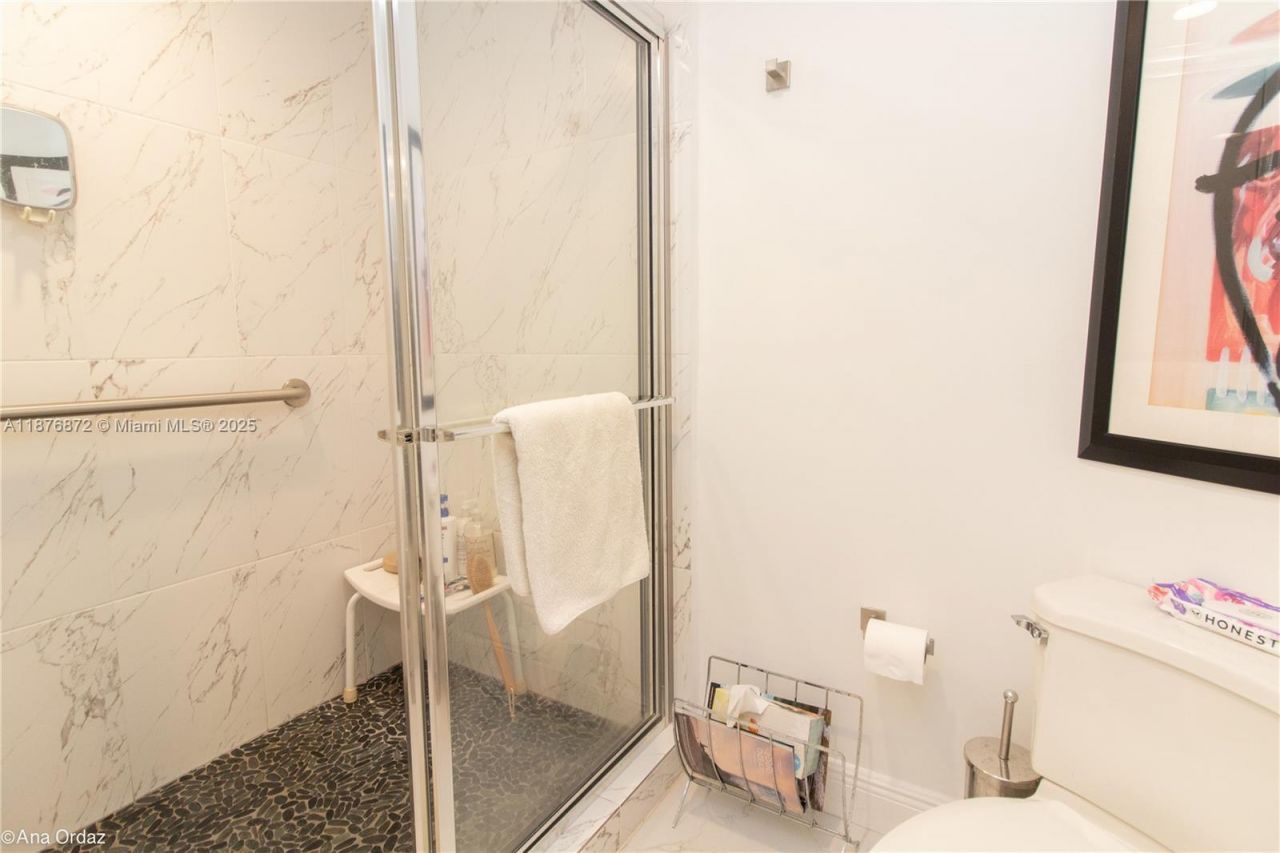 3370 NE 190 St, Unit PH 2909, Aventura, FL 33180 Photo