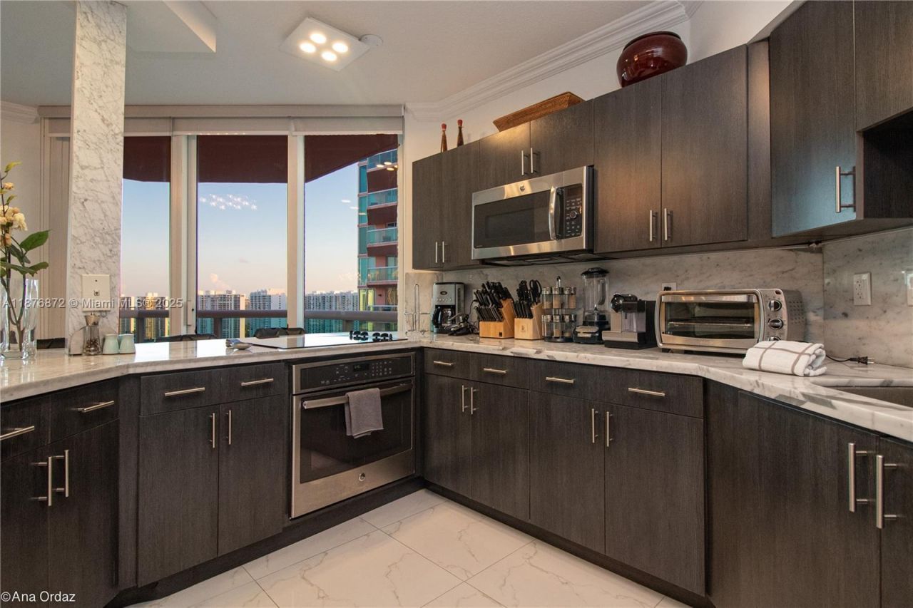 3370 NE 190 St, Unit PH 2909, Aventura, FL 33180 Photo