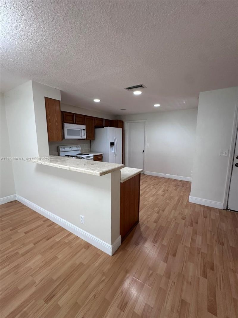 1350 Sorrento Dr, Unit ., Weston, FL 33326 Photo