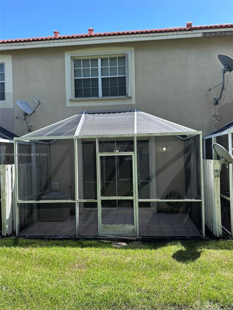 1350 Sorrento Dr, Unit ., Weston, FL 33326 Photo