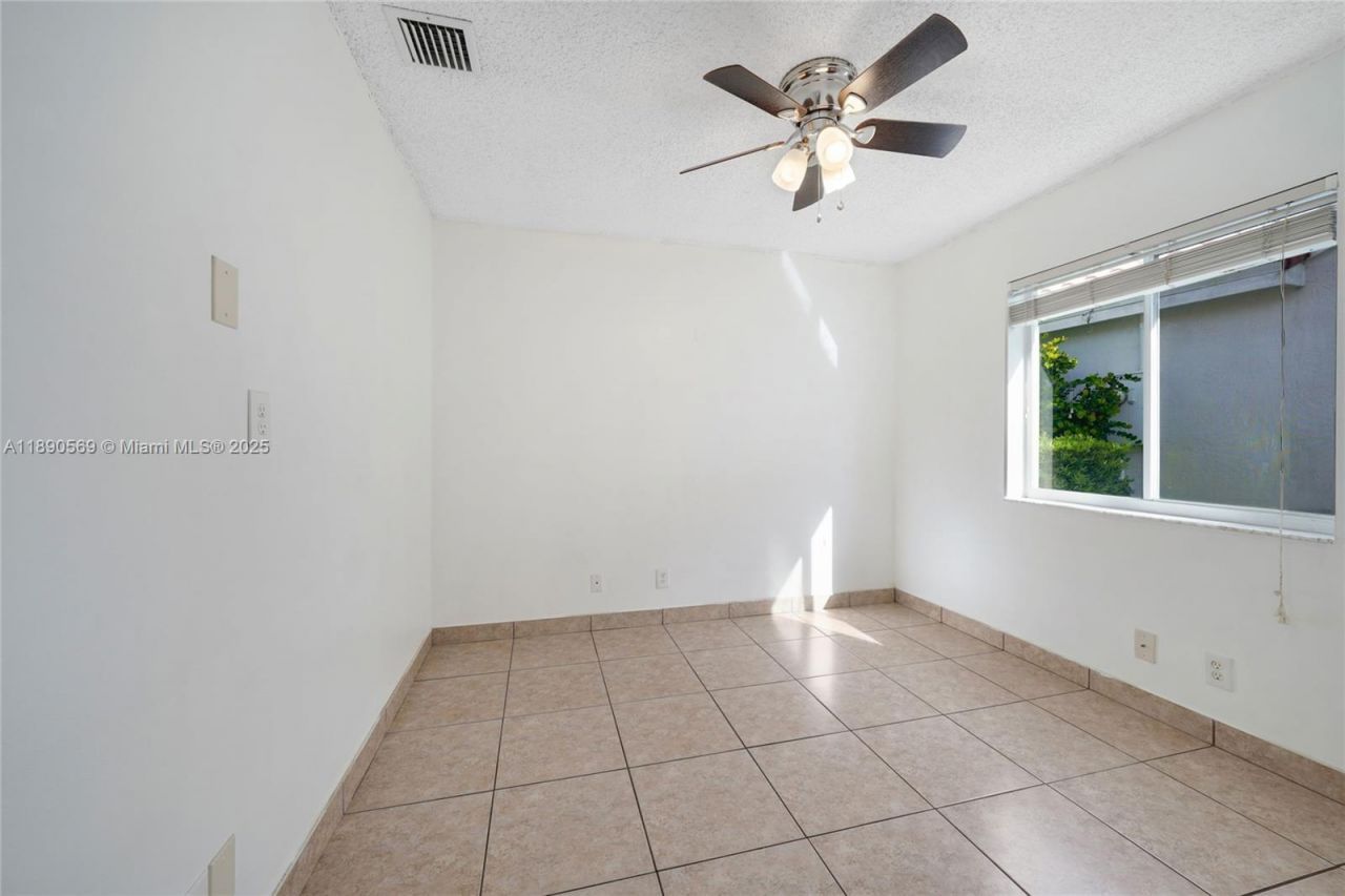 1289 Majesty Ter, Unit 1289, Weston, FL 33327 Photo