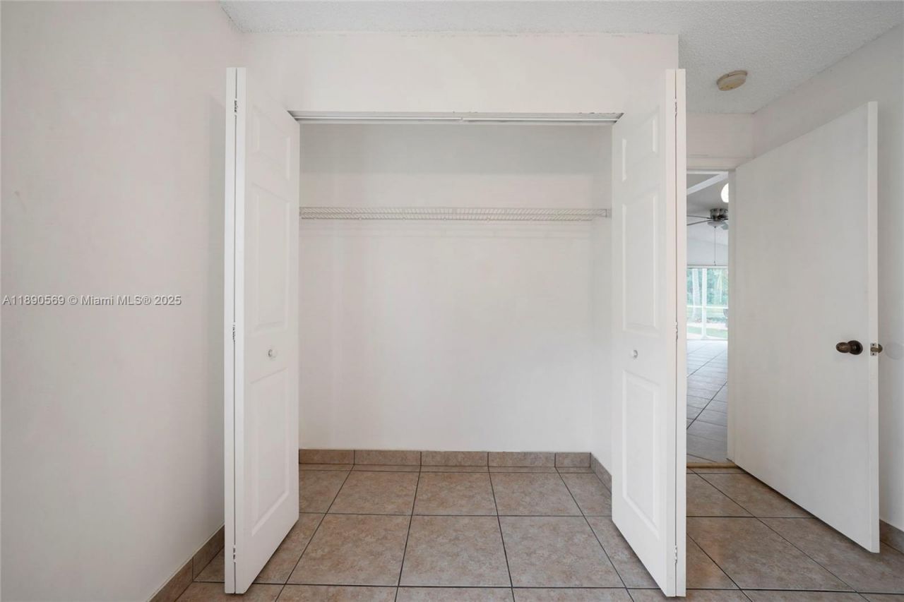 1289 Majesty Ter, Unit 1289, Weston, FL 33327 Photo