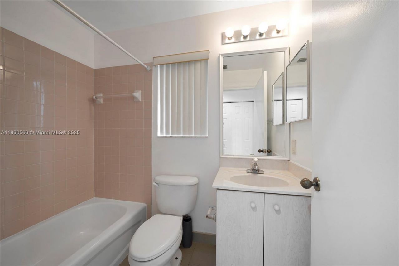 1289 Majesty Ter, Unit 1289, Weston, FL 33327 Photo