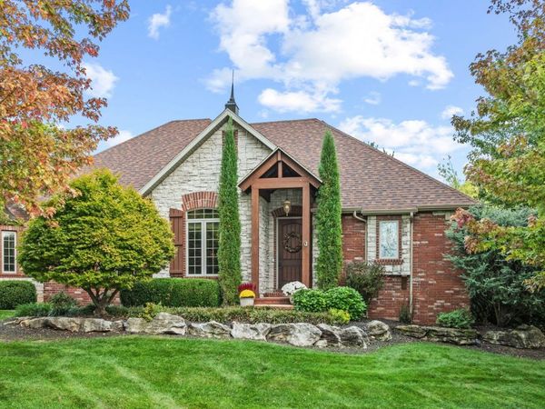 3094 W Cedarbluff Drive, Springfield, MO 65810