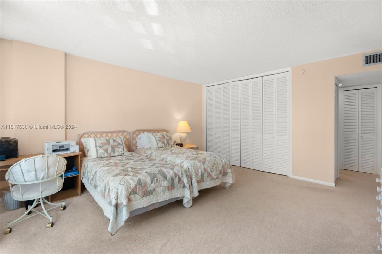 1200 S Ocean Blvd, Unit 2C, Boca Raton, FL 33432 Photo