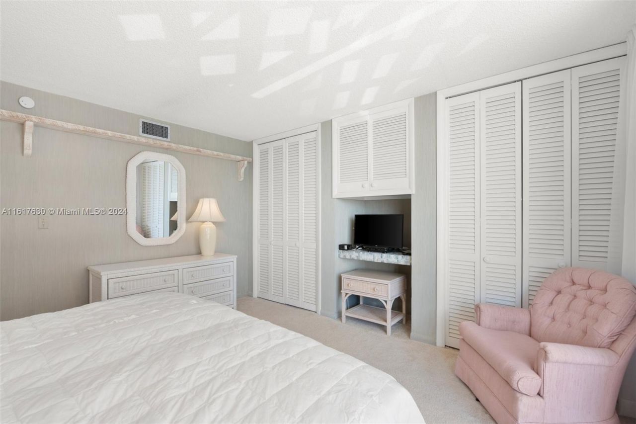 1200 S Ocean Blvd, Unit 2C, Boca Raton, FL 33432 Photo