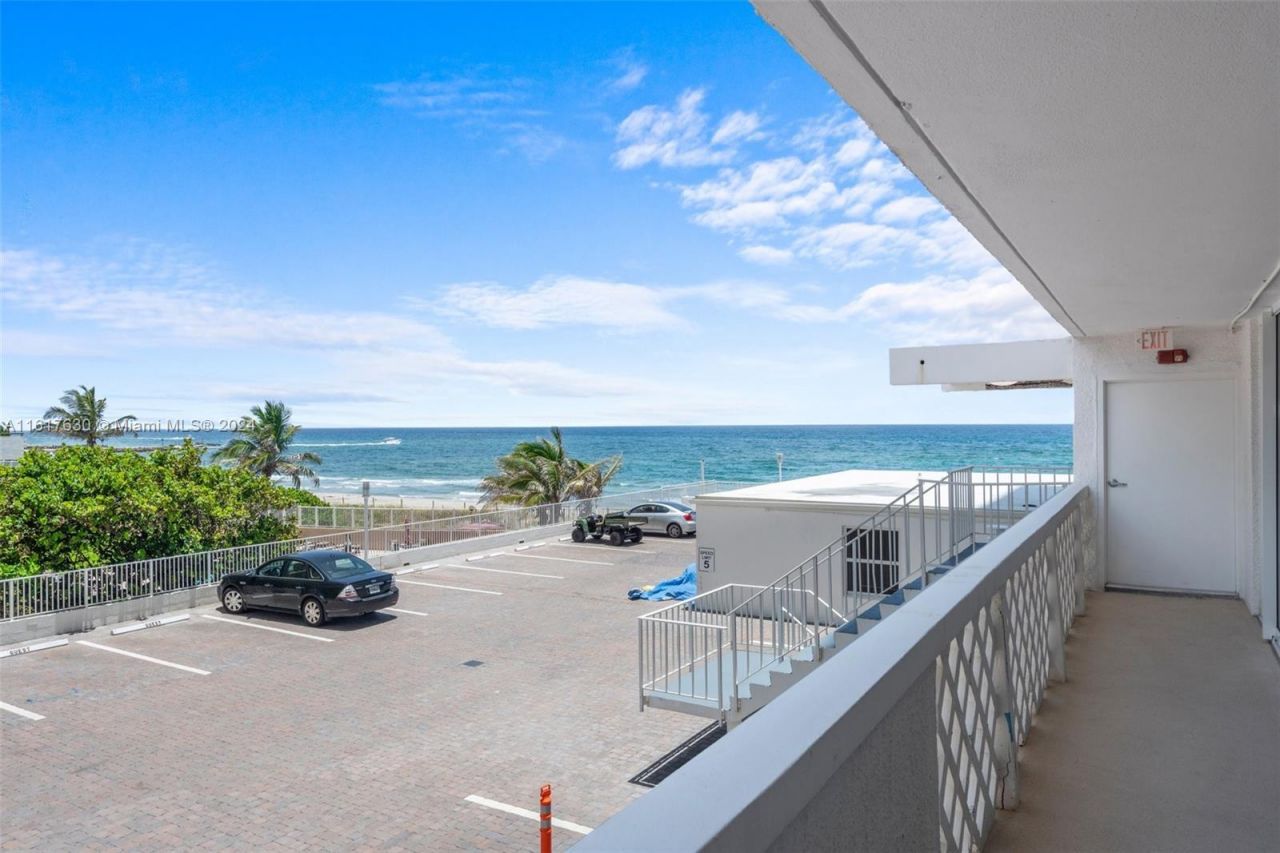 1200 S Ocean Blvd, Unit 2C, Boca Raton, FL 33432 Photo
