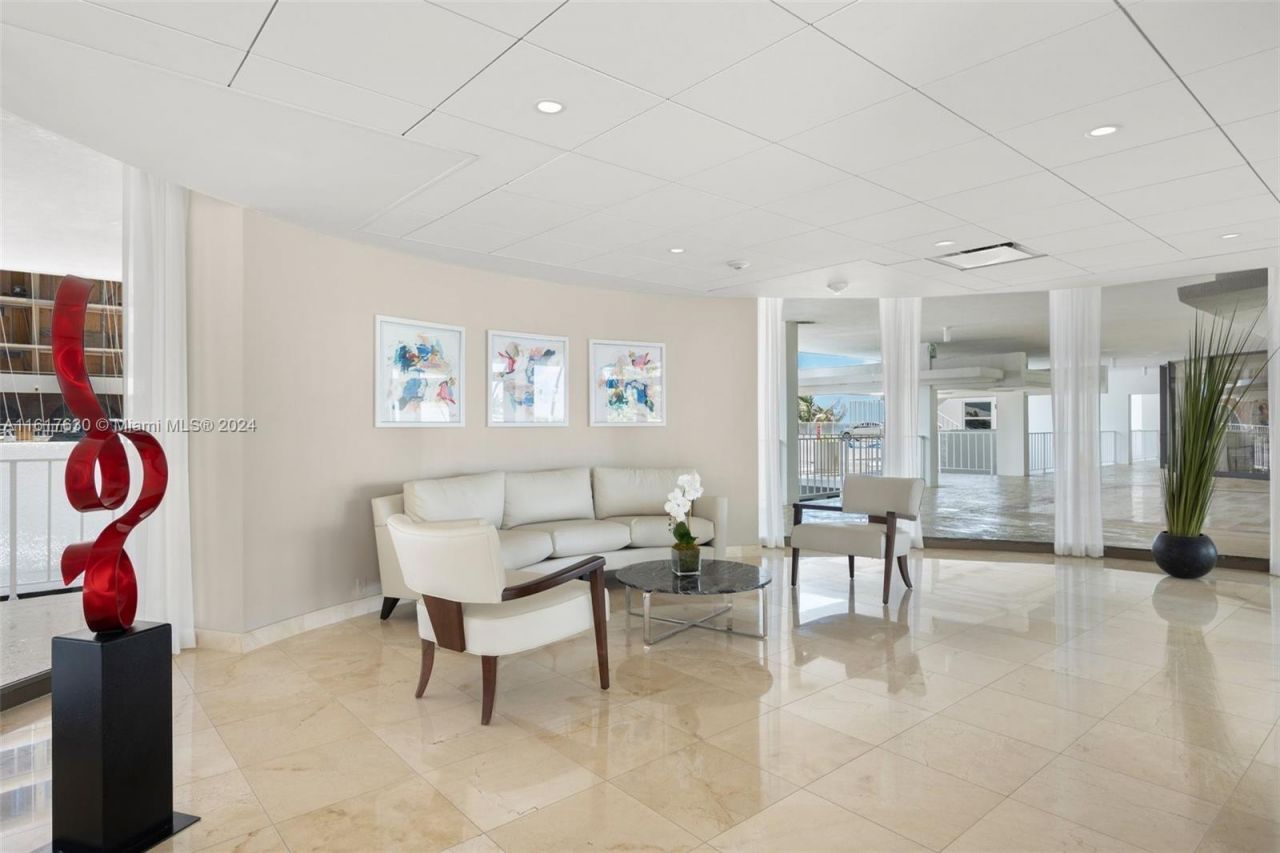 1200 S Ocean Blvd, Unit 2C, Boca Raton, FL 33432 Photo