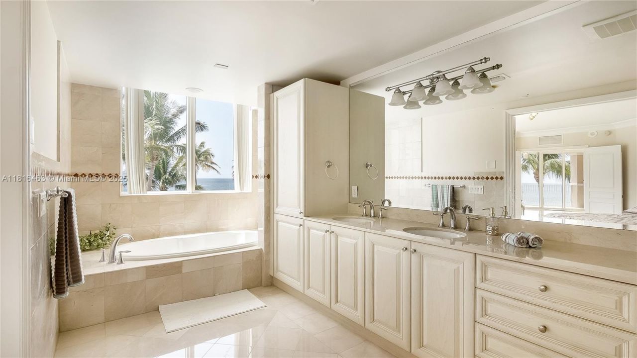1460 S Ocean Blvd, Unit 304, Lauderdale by the Sea, FL 33062 Photo