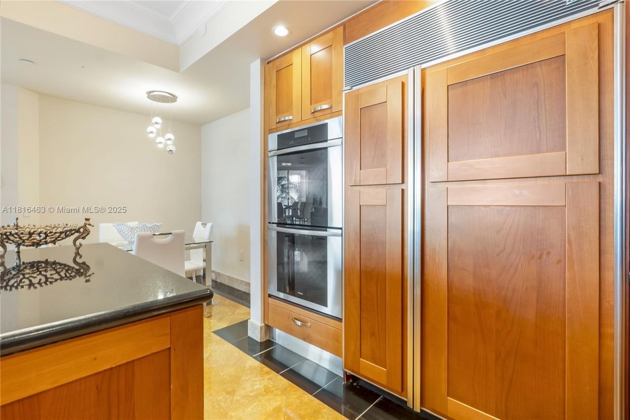 1460 S Ocean Blvd, Unit 304, Lauderdale by the Sea, FL 33062 Photo