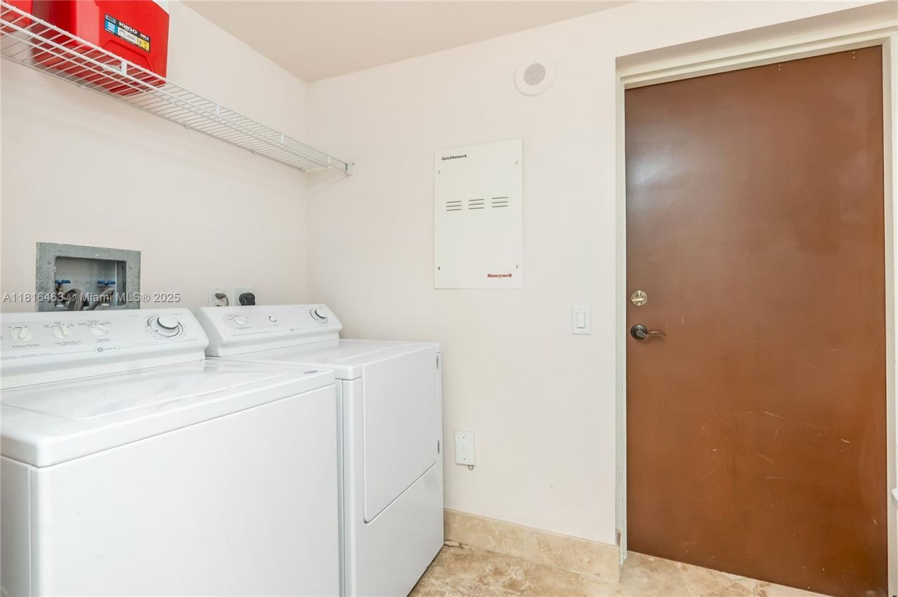 1460 S Ocean Blvd, Unit 304, Lauderdale by the Sea, FL 33062 Photo