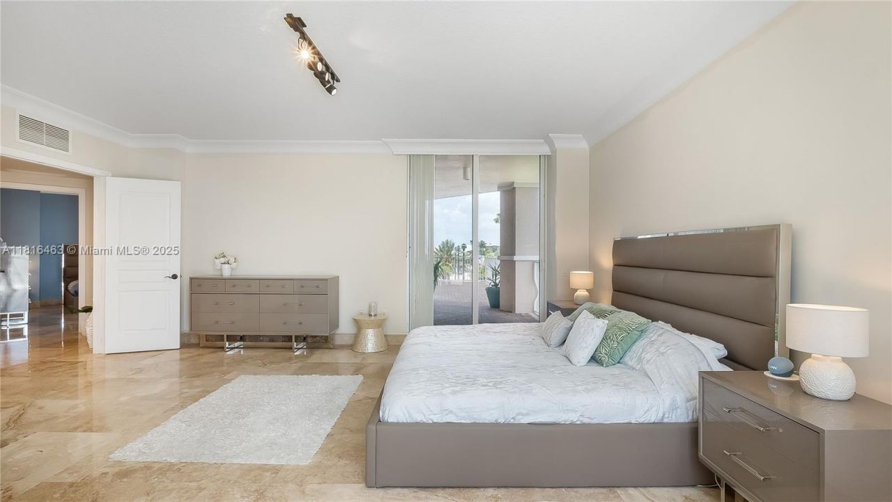 1460 S Ocean Blvd, Unit 304, Lauderdale by the Sea, FL 33062 Photo