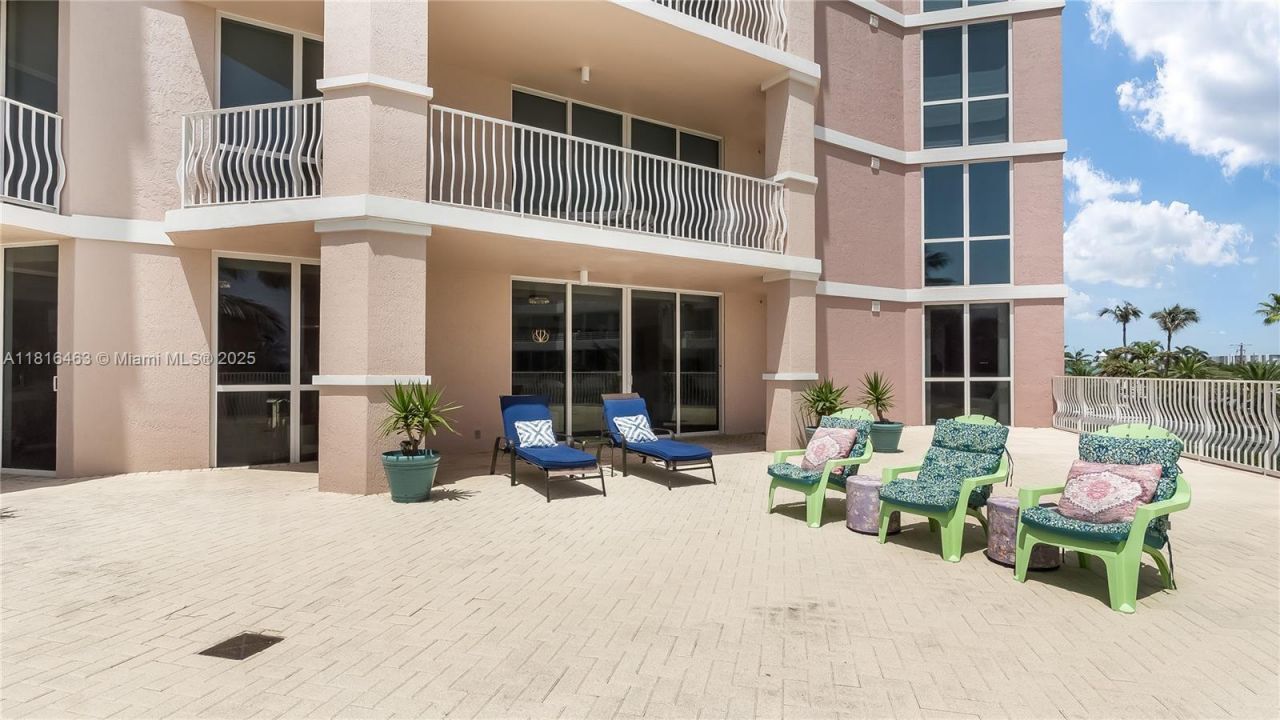 1460 S Ocean Blvd, Unit 304, Lauderdale by the Sea, FL 33062 Photo