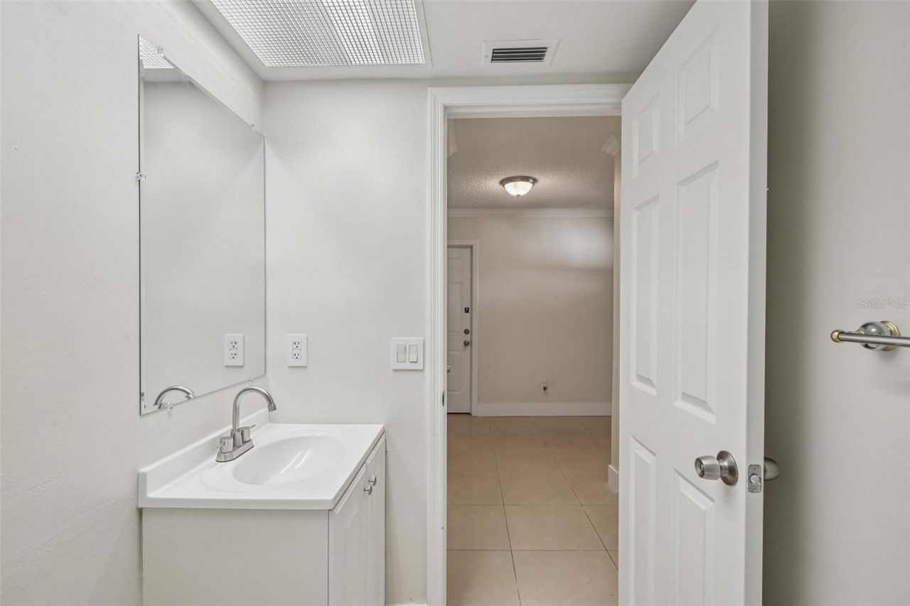 2253 Heron Circle, Clearwater, FL 33762 Photo