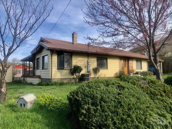 323 Hays, Asotin, WA 99402