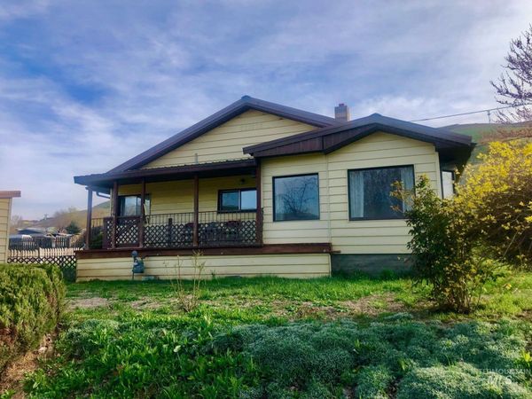 323 Hays, Asotin, WA 99402