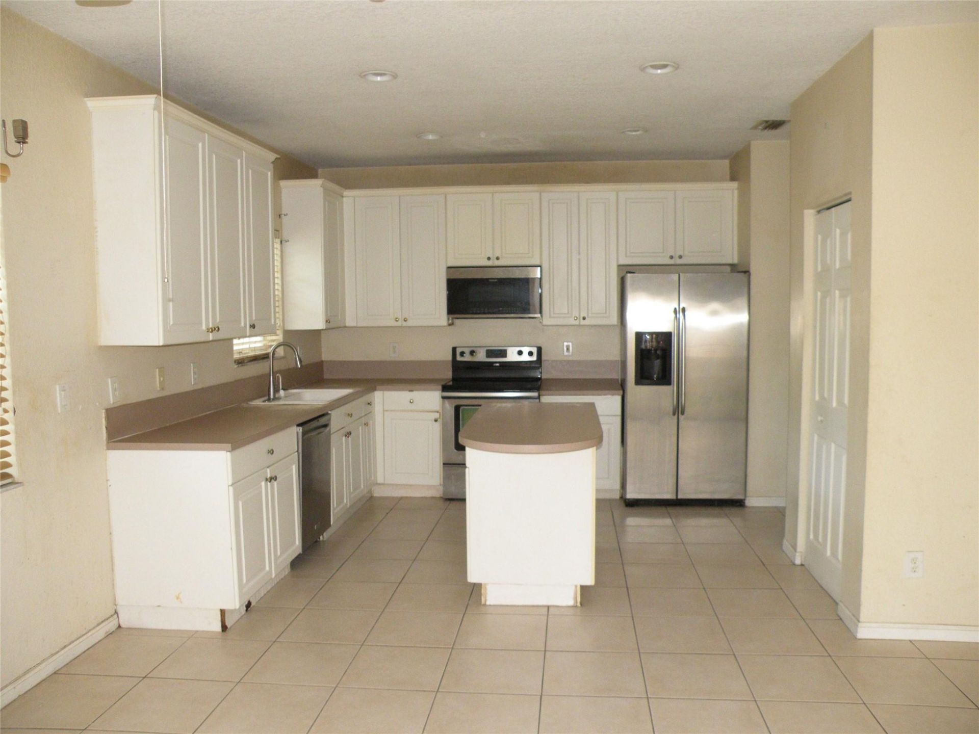 958 NW 127th Avenue, Coral Springs, FL 33071 Photo