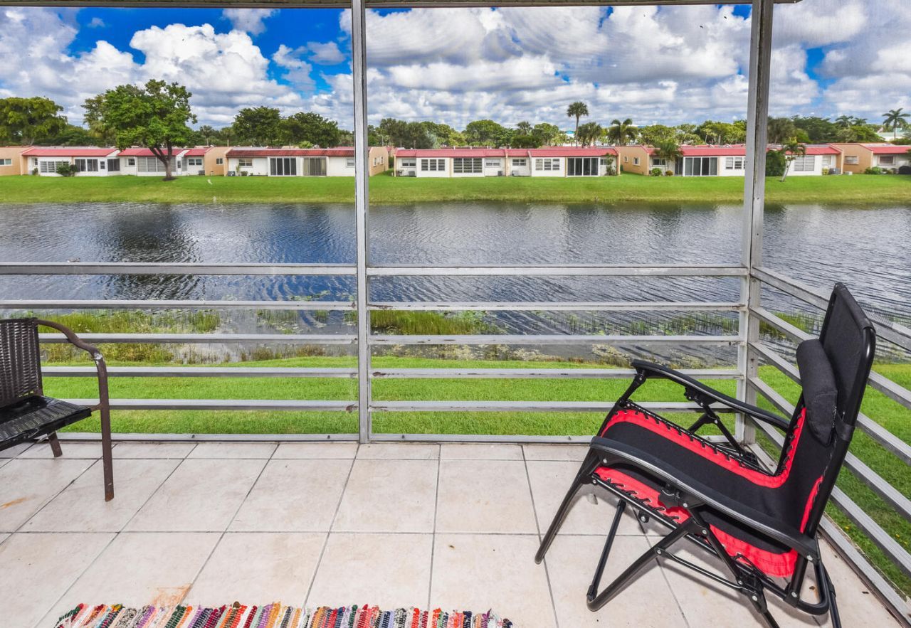 477 Lake Dora Drive, West Palm Beach, FL 33411 Photo