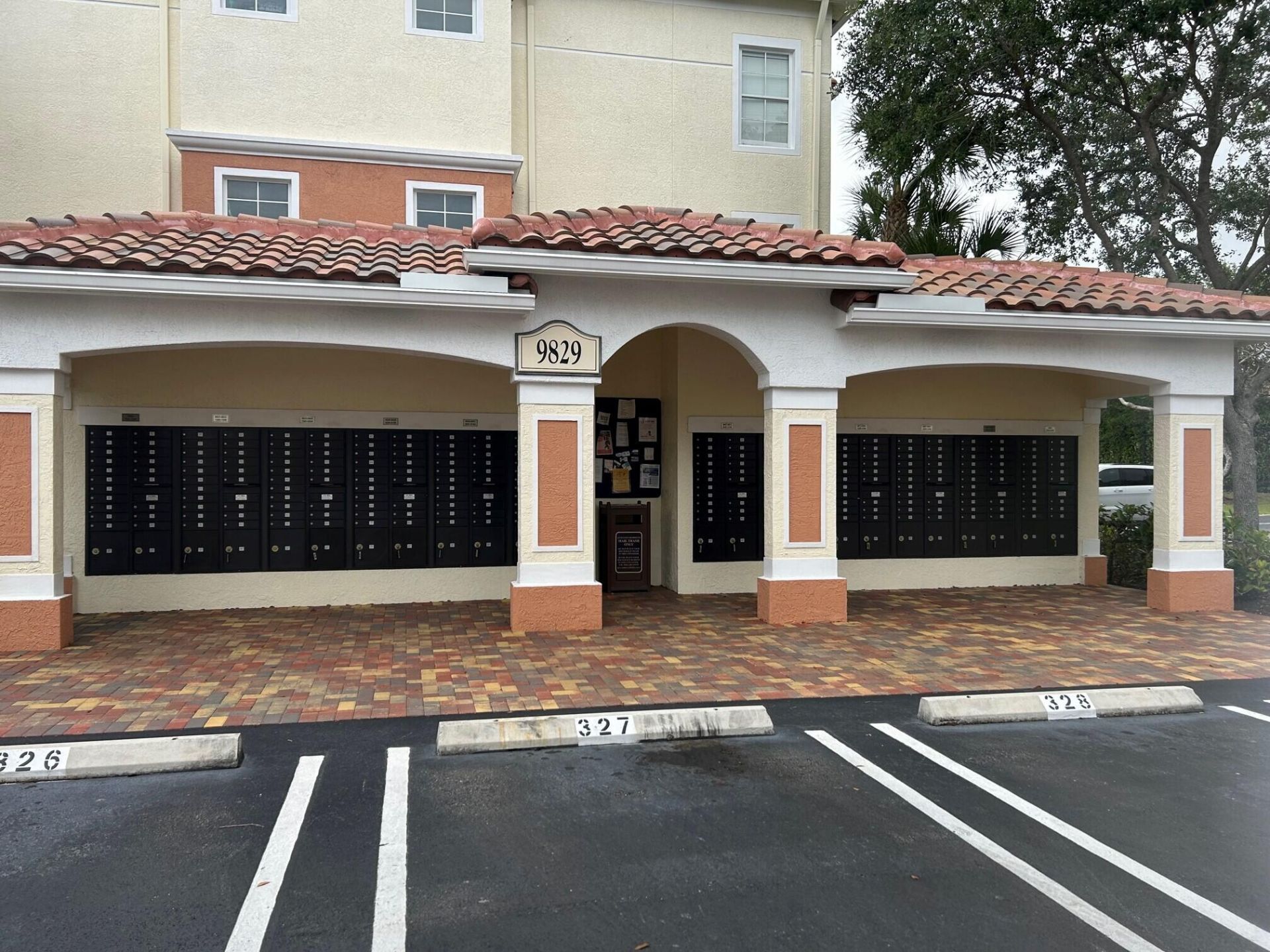 9825 Baywinds Drive, Unit 1206, Royal Palm Beach, FL 33411 Photo