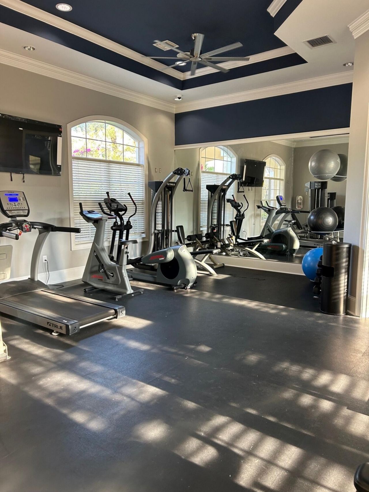 9825 Baywinds Drive, Unit 1206, Royal Palm Beach, FL 33411 Photo