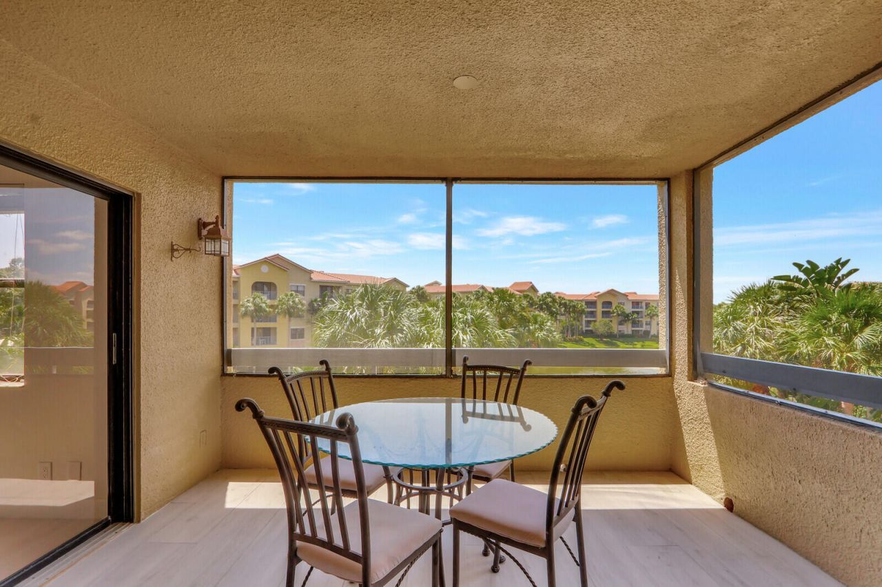 700 Uno Lago Drive, Unit 301, Juno Beach, FL 33408 Photo