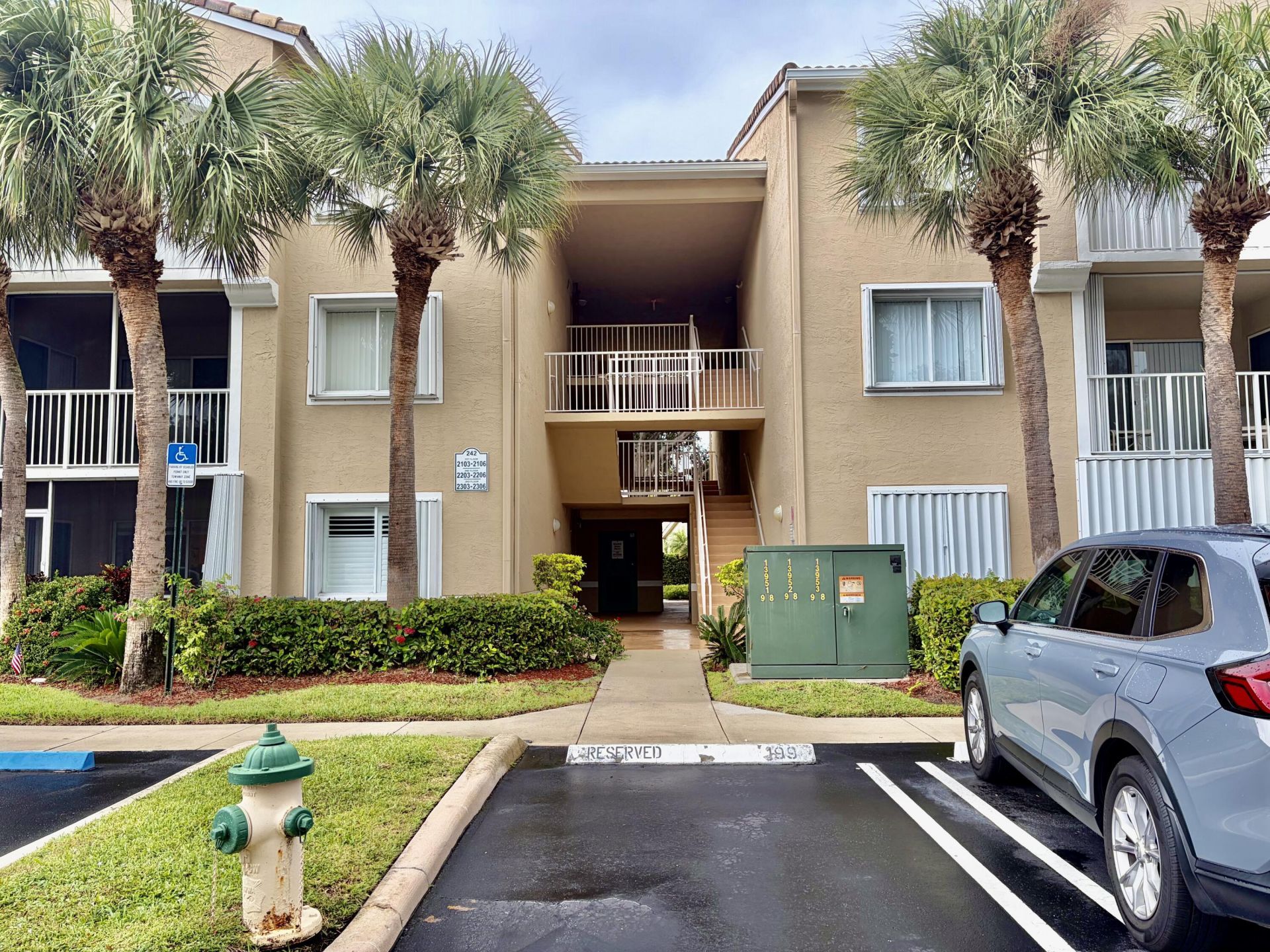 242 Village Boulevard, Unit 2304, Tequesta, FL 33469 Photo