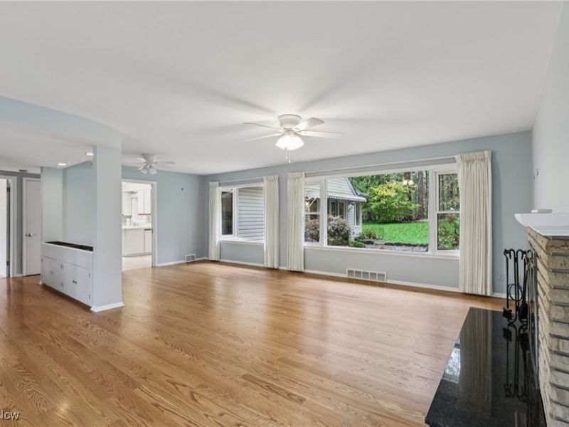 33300 S Woodland Road, Pepper Pike, OH 44124 Photo 12