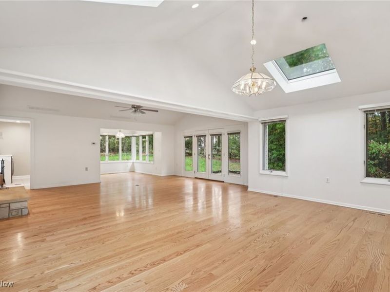 33300 S Woodland Road, Pepper Pike, OH 44124 Photo 19