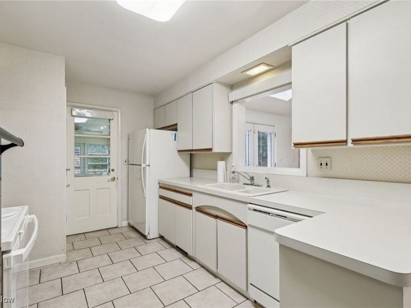 33300 S Woodland Road, Pepper Pike, OH 44124 Photo 24