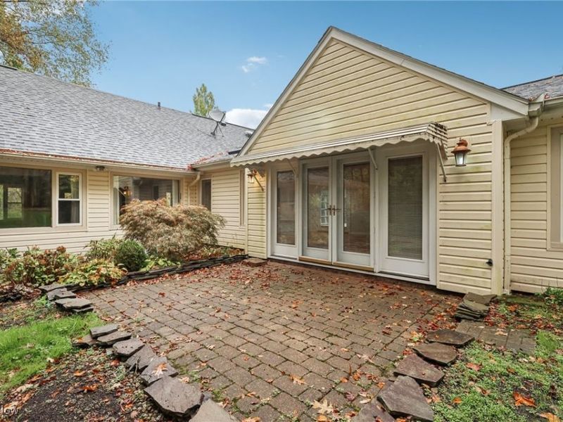 33300 S Woodland Road, Pepper Pike, OH 44124 Photo 47