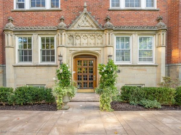 13609 Shaker Boulevard, Unit 1A, Cleveland, OH 44120