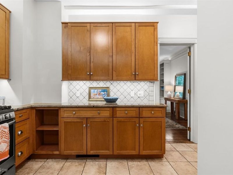 13609 Shaker Boulevard, Unit 1A, Cleveland, OH 44120 Photo 15