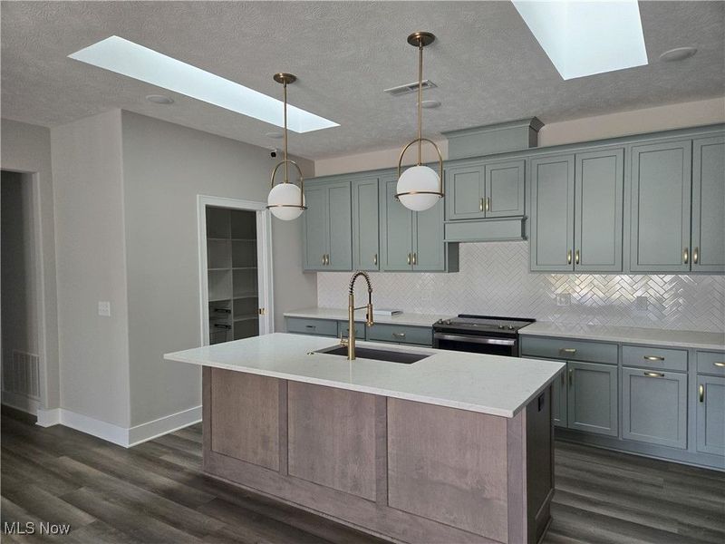 4451 Dogwood Court, Unit 31, North Canton, OH 44720 Photo 7